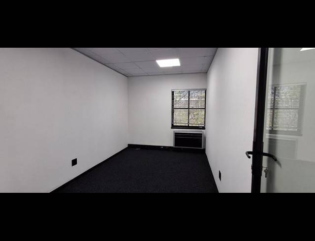 BUSINESS PROPERTY TO RENT IN BRYANSTON